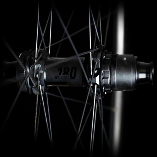 TR35 DT180 Wheelset